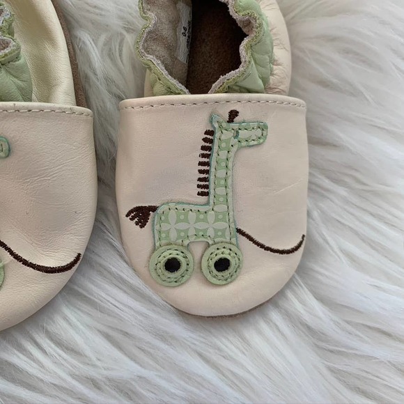 Baby Robeez Shoes 0-6 Months Giraffe Green Beige - Picture 3 of 8